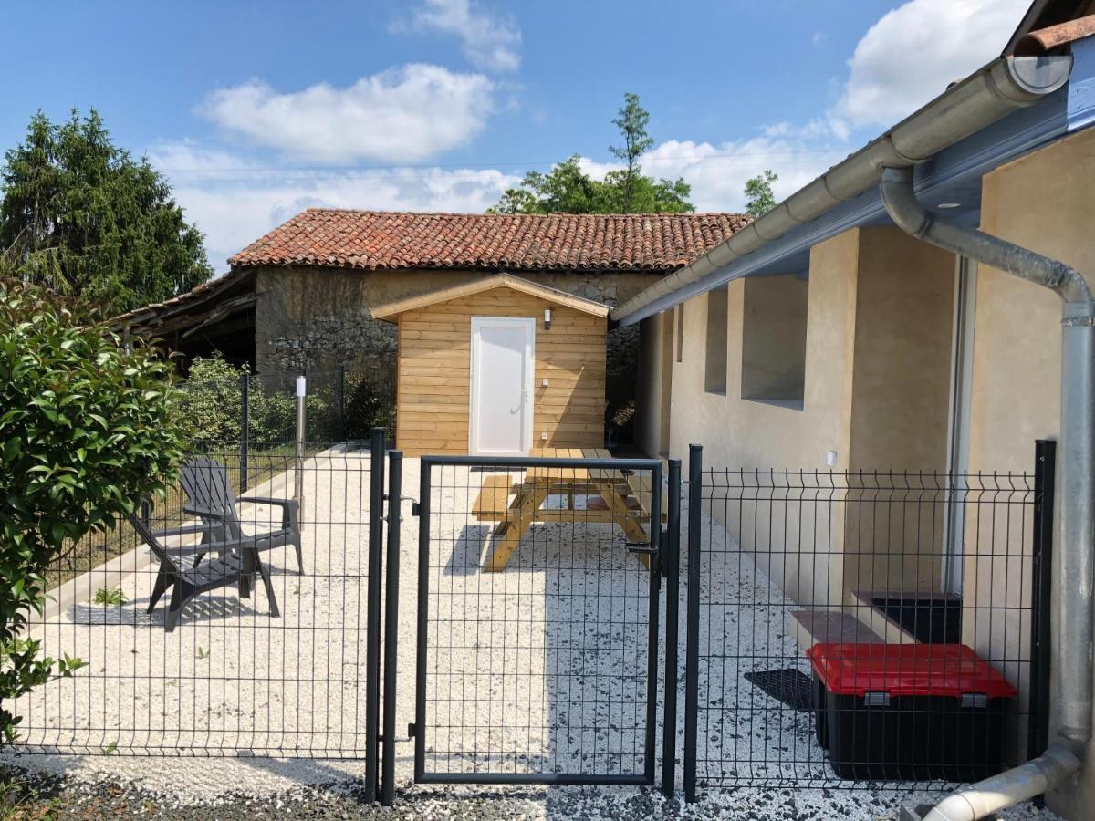 Bed and Breakfast La Petite Ferme De Pouillon - Parc Animalier - Aire De Loisirs Экстерьер фото